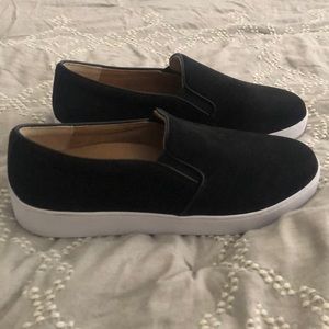 Vionic loafers